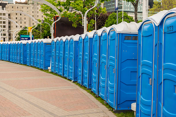 Types of Portable Toilets We Offer in Englewood Cliffs, NJ